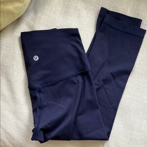 Lululemon Navy Cropped Leggings